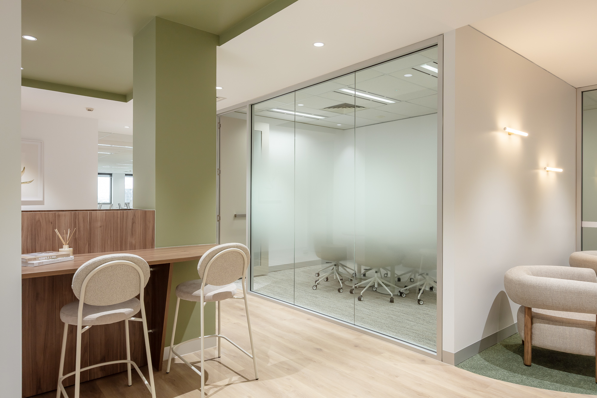 Level 14, 145 Eagle Street – Spec Suite - Growth Workplace Design ...