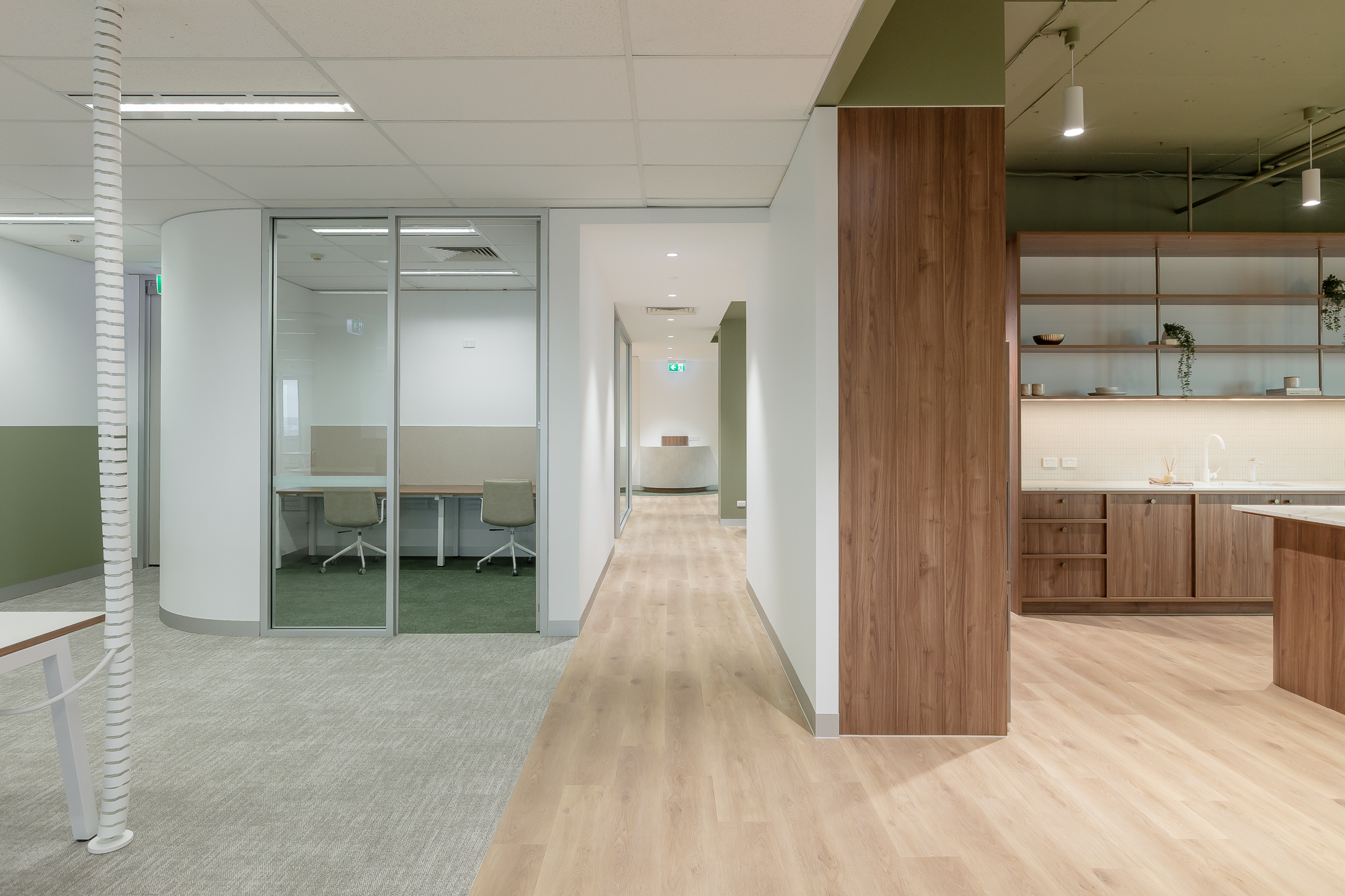 Level 14, 145 Eagle Street – Spec Suite - Growth Workplace Design ...